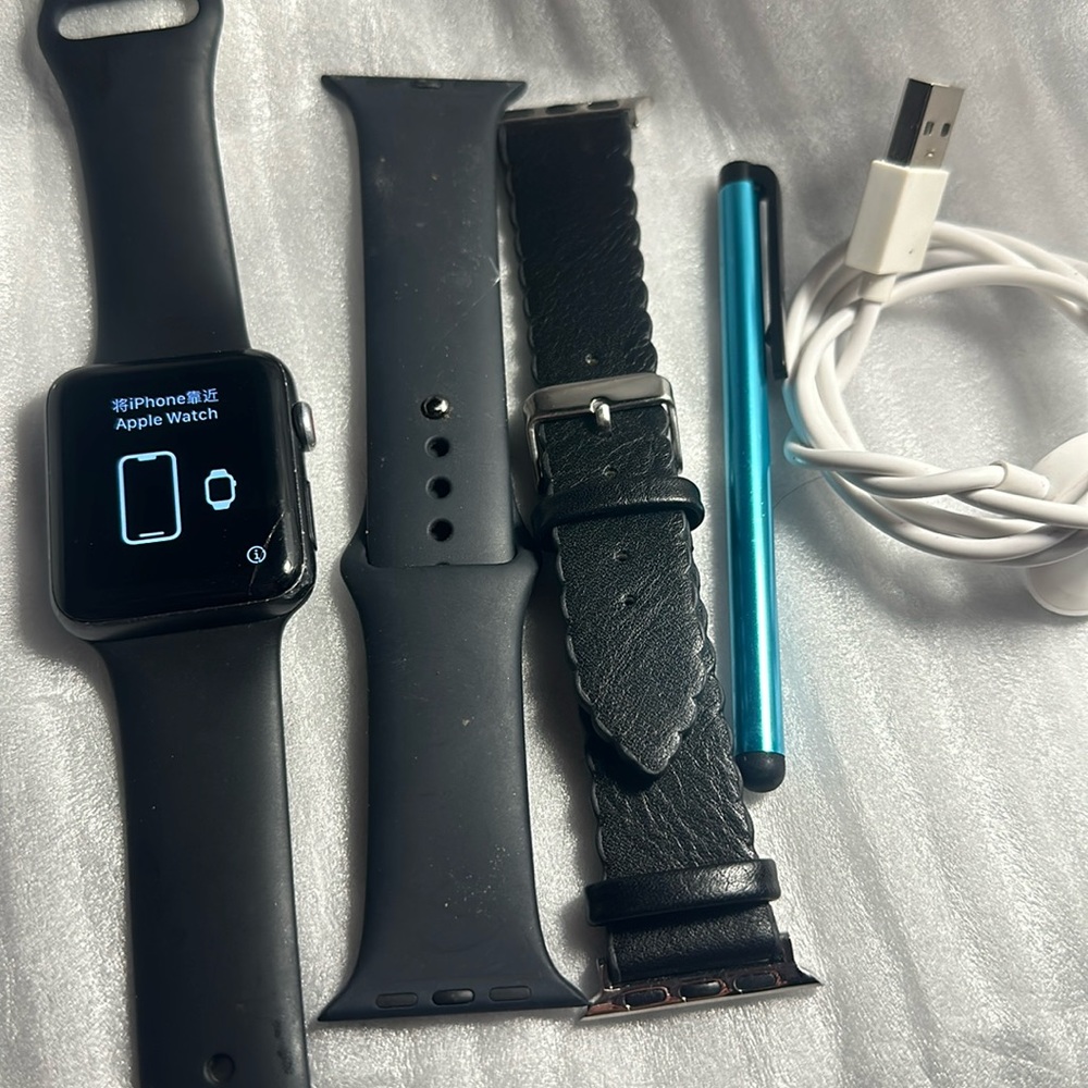 Apple Watch Gen 3   Read description !!